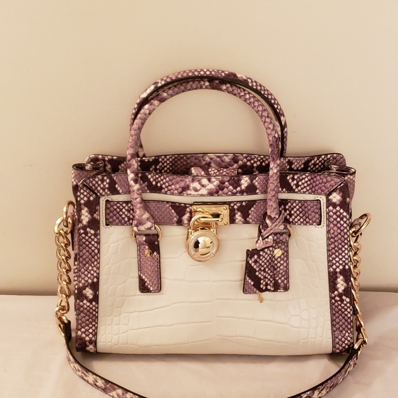 MK frame out satchel bag - Picture 7 of 8